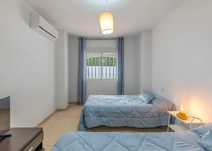 Standard Zimmer mit zwei Einzelbetten
